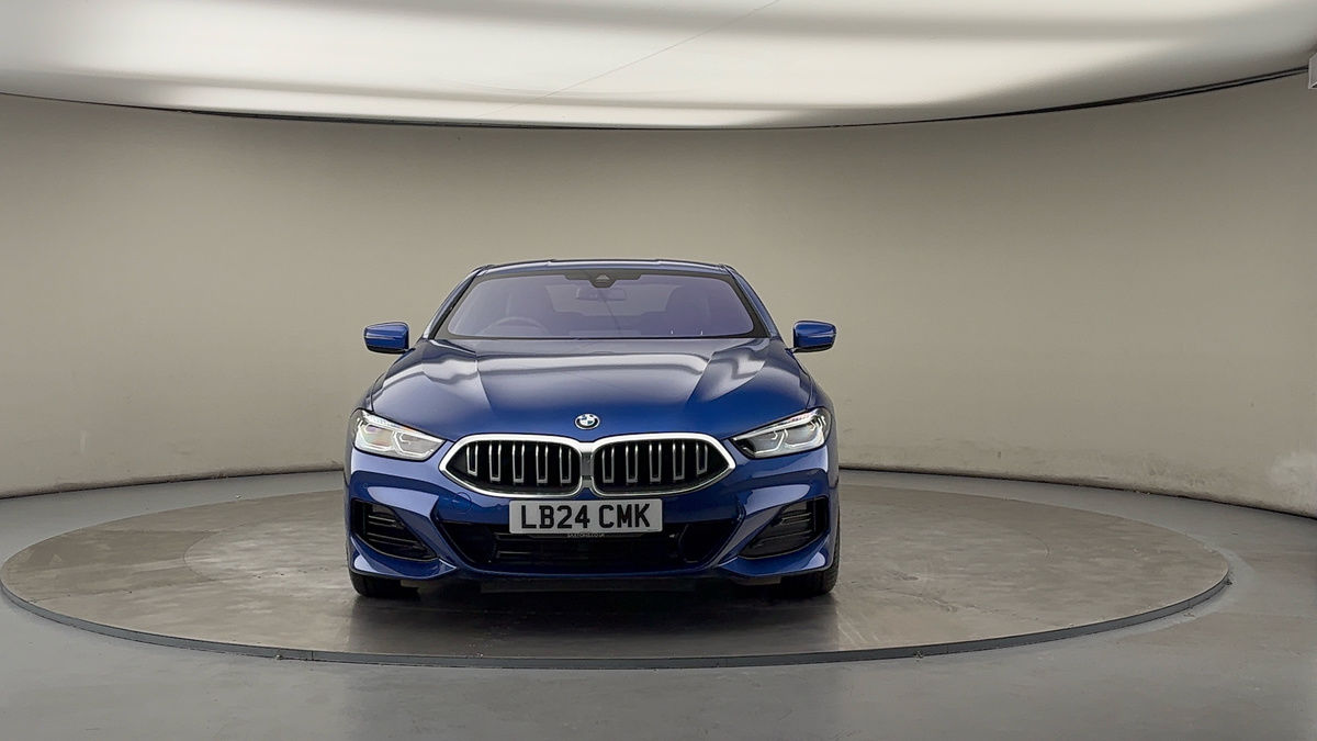 BMW 8 Series Image 3