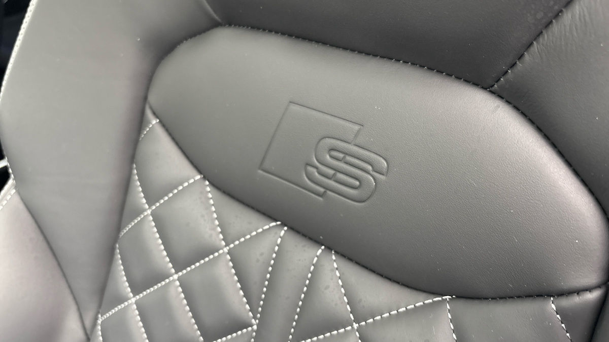 Audi SQ7 Image 27