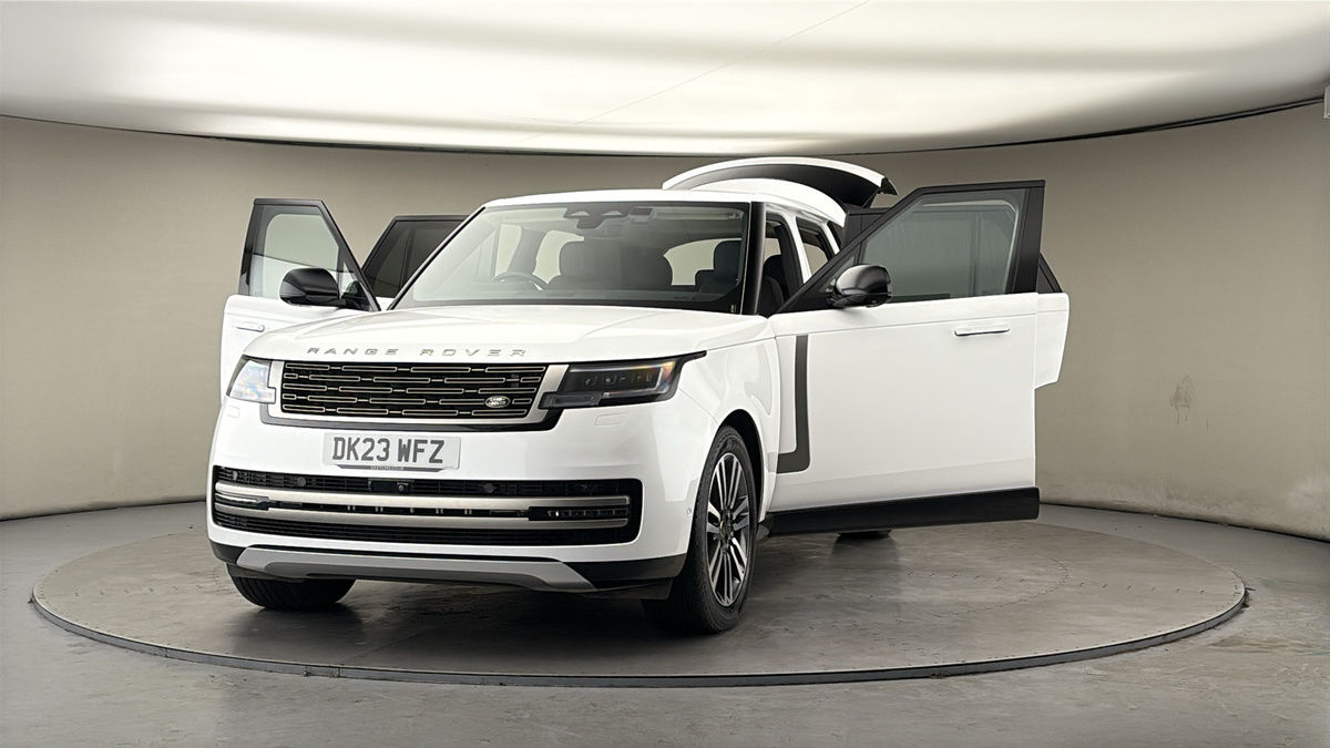 More views of Land Rover Range Rover