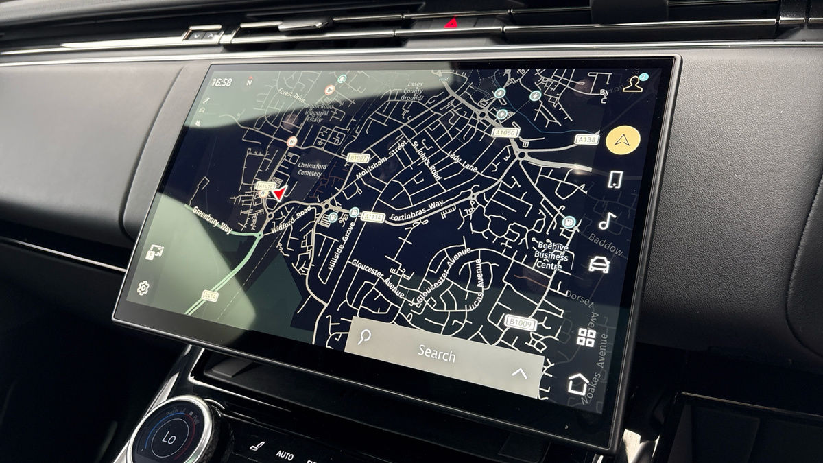 Land Rover Range Rover Sport Image 17