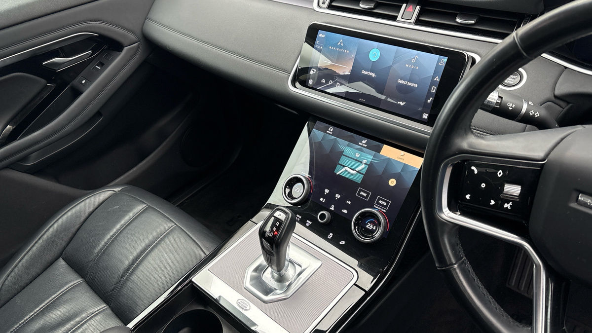 Land Rover Range Rover Evoque Image 18