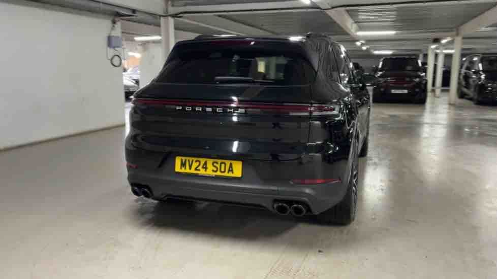 More views of Porsche Cayenne
