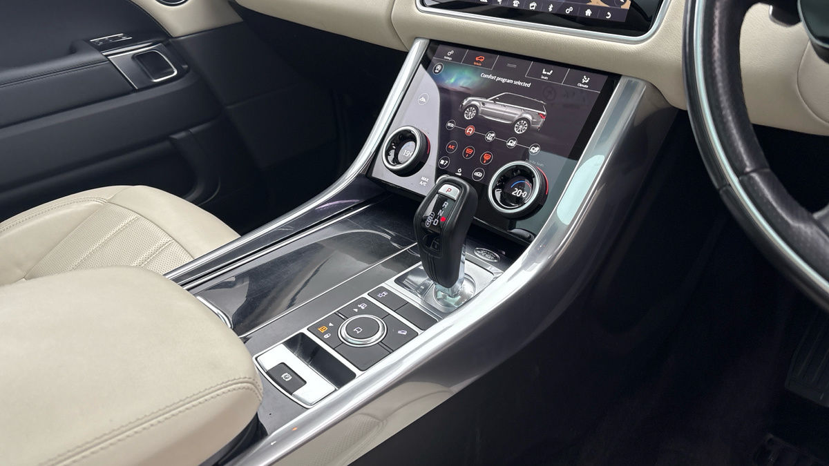 Land Rover Range Rover Sport Image 18