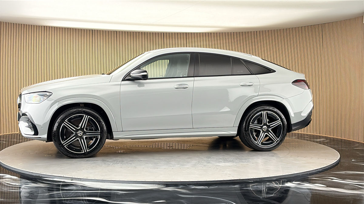 More views of Mercedes-Benz GLE