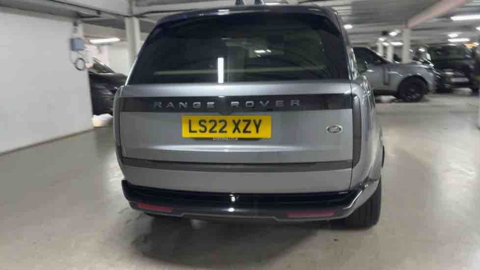 More views of Land Rover Range Rover