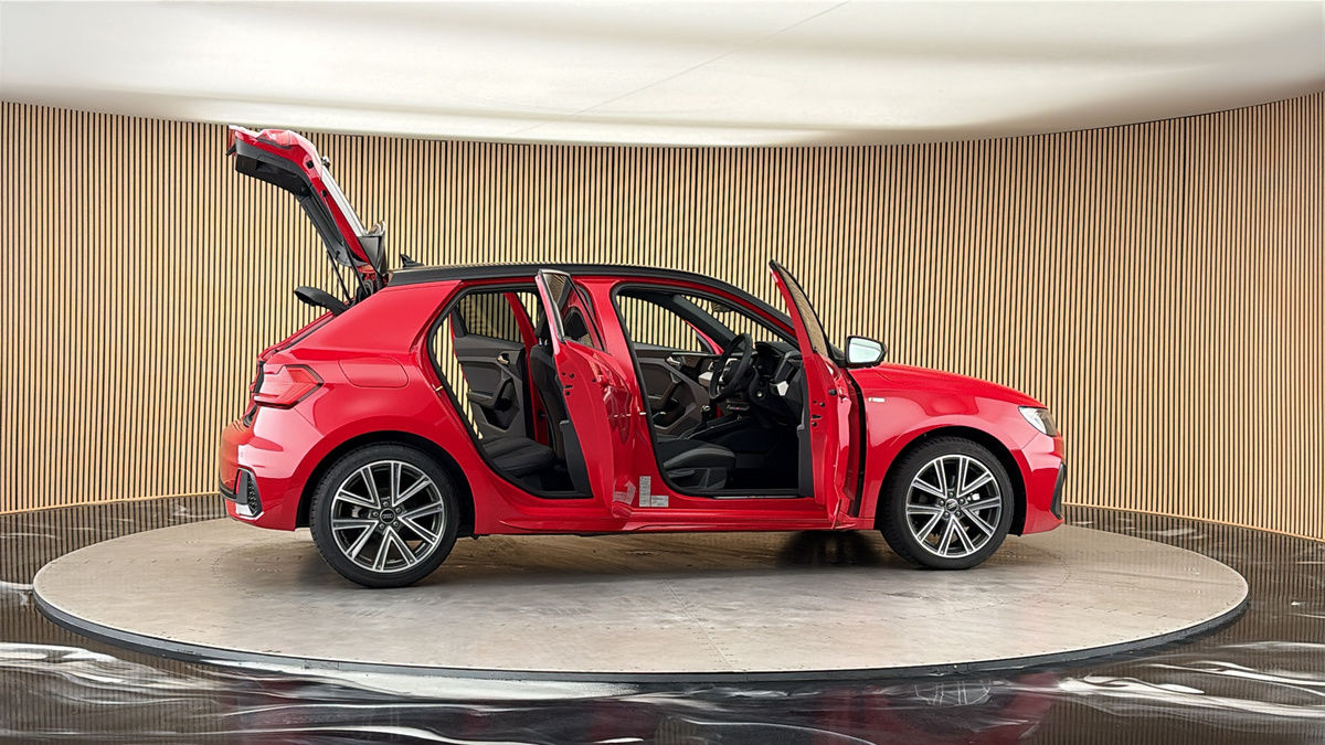 More views of Audi A1