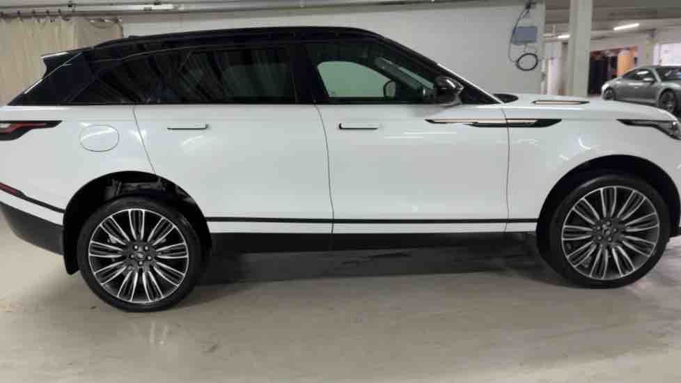 More views of Land Rover Range Rover Velar