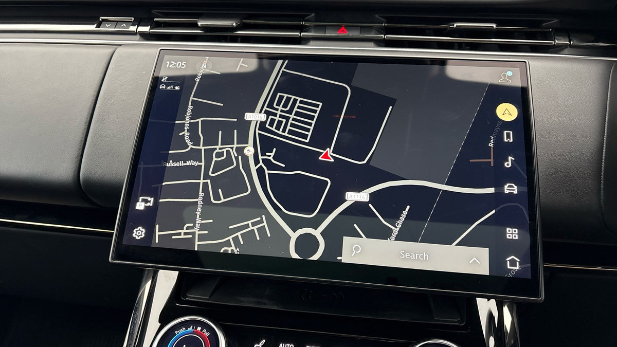 Land Rover Range Rover Sport Image 17