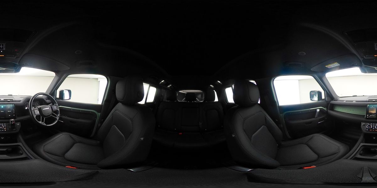 More views of Land Rover Defender 110