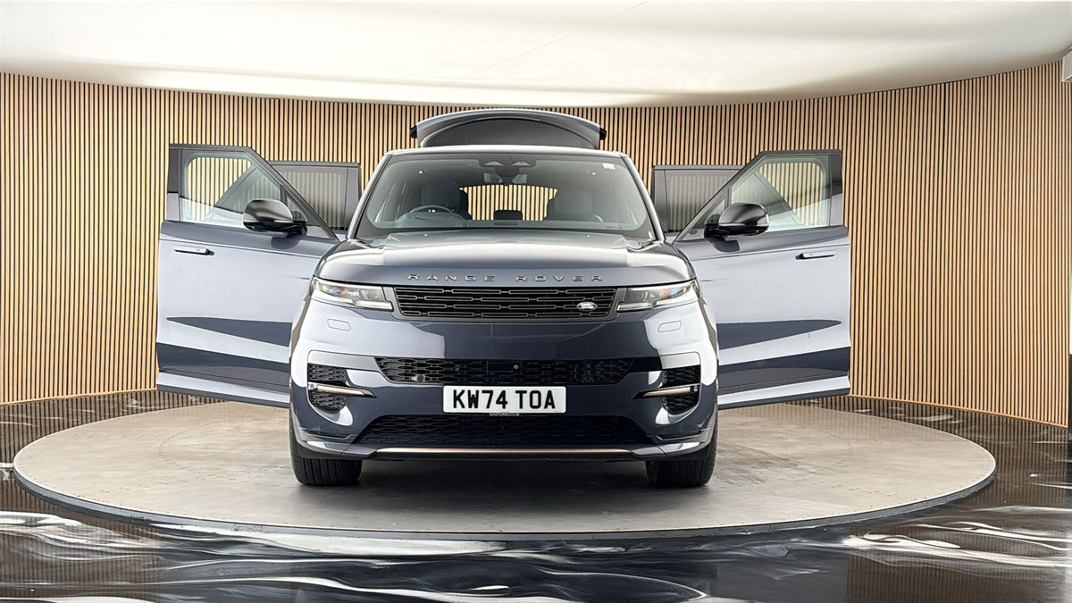 More views of Land Rover Range Rover Sport
