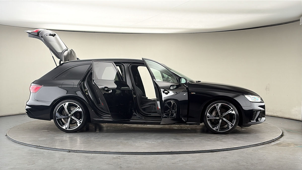 More views of Audi A4 Avant