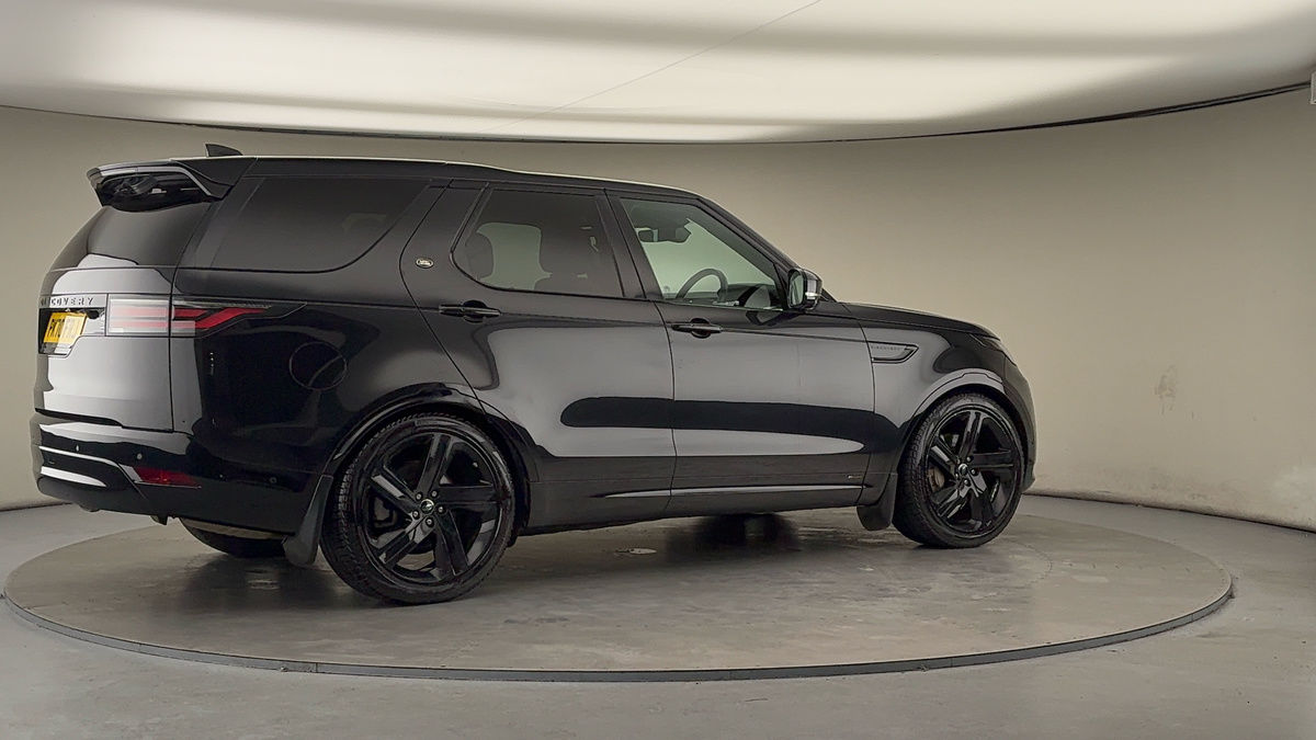 More views of Land Rover Discovery