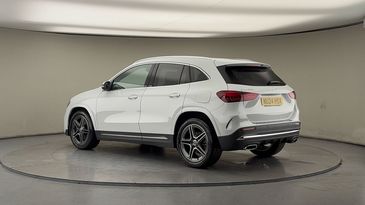 More views of Mercedes-Benz GLA