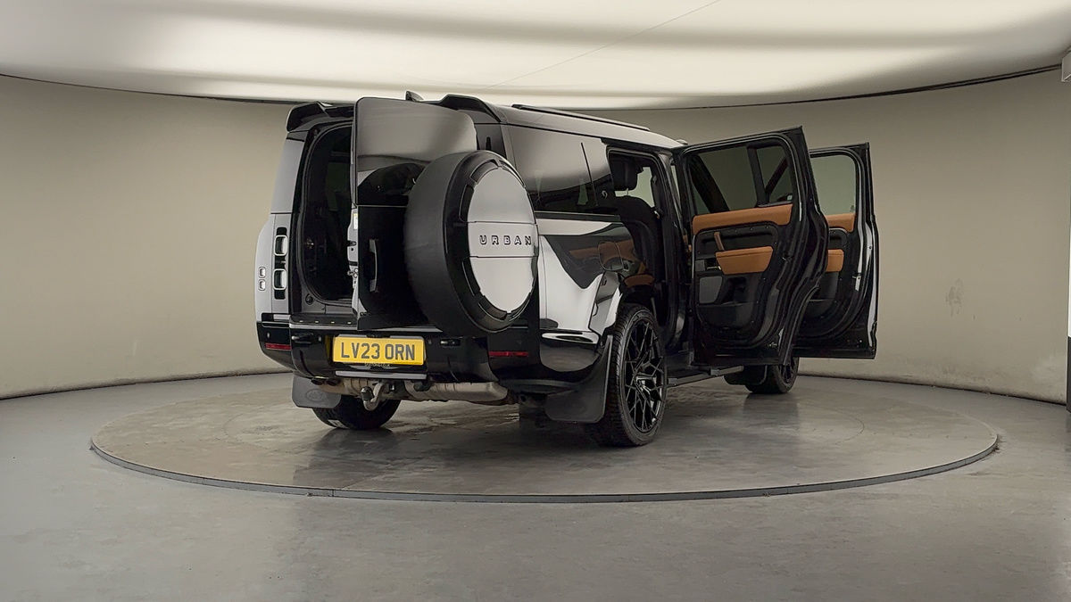 More views of Land Rover Defender 130