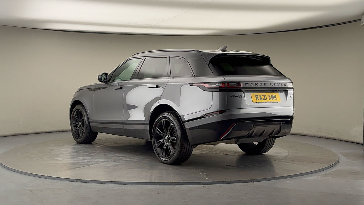 Land Rover Range Rover Velar Image 2