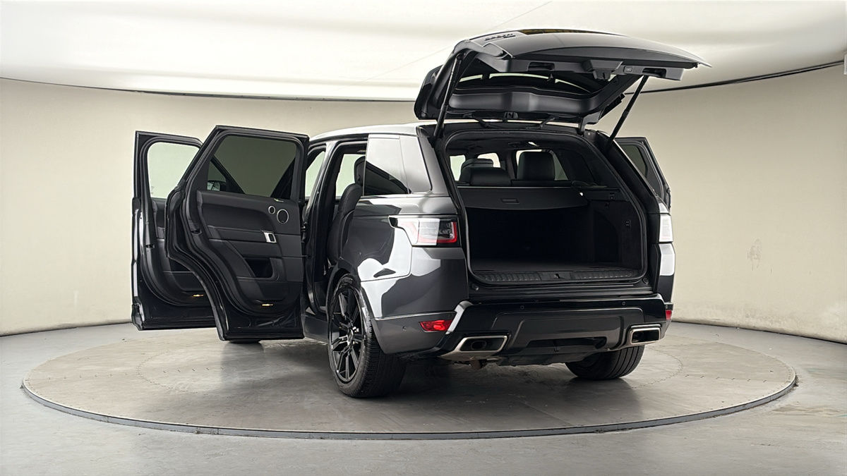 More views of Land Rover Range Rover Sport