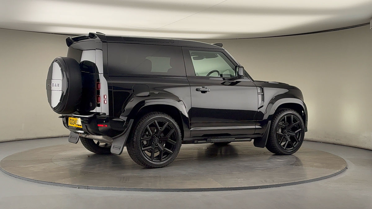 More views of Land Rover Defender 90