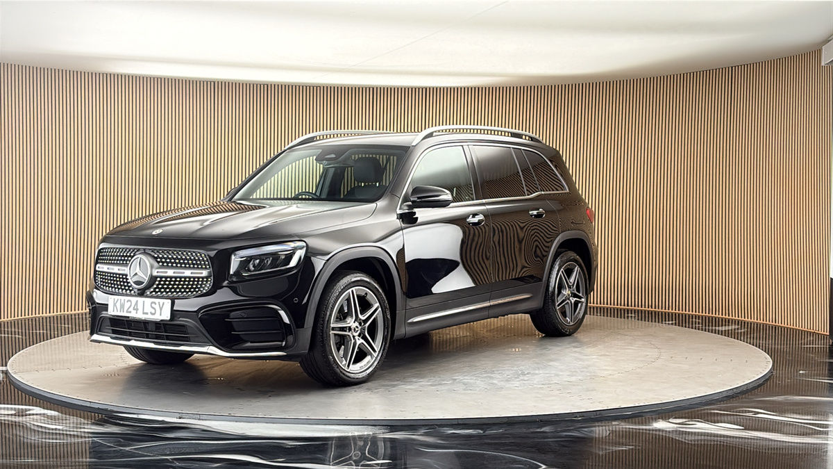 More views of Mercedes-Benz GLB