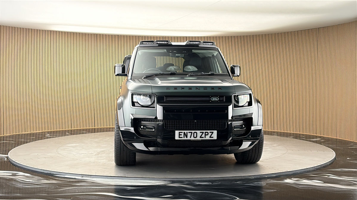 More views of Land Rover Defender 110