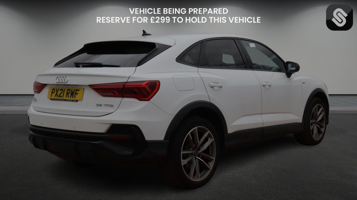 Audi Q3 Image 4