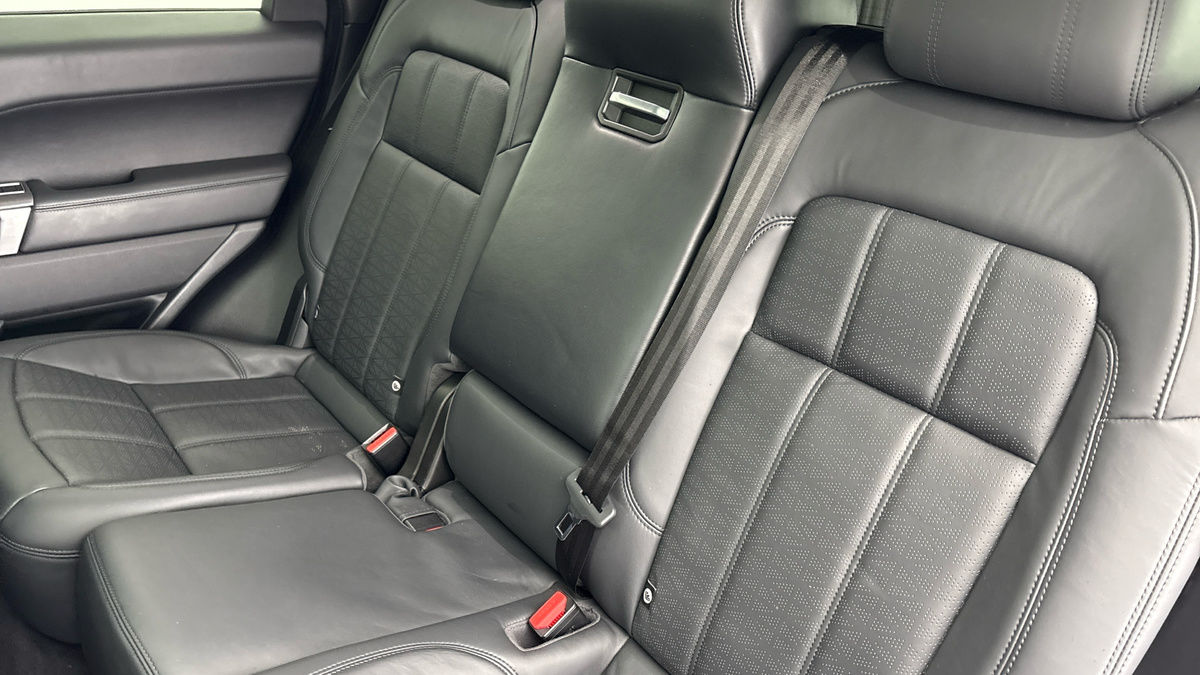 Land Rover Range Rover Sport Image 8