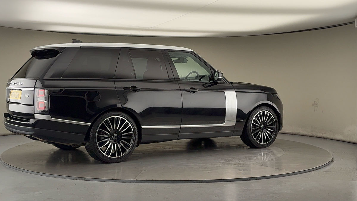 More views of Land Rover Range Rover