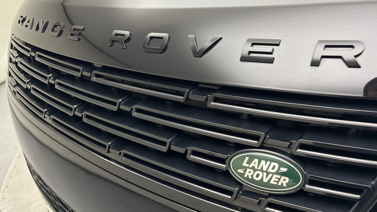 Land Rover Range Rover Sport Image 24