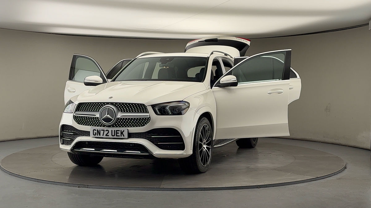 More views of Mercedes-Benz GLE