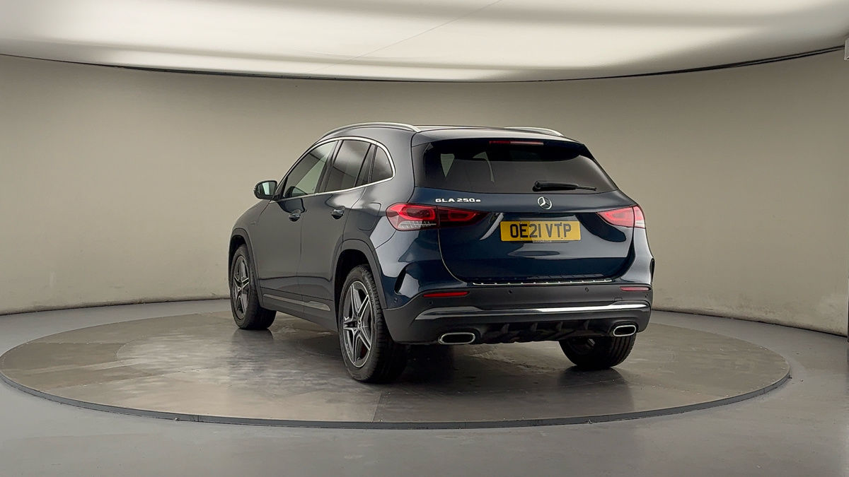 More views of Mercedes-Benz GLA