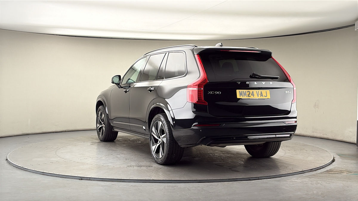 More views of Volvo XC90