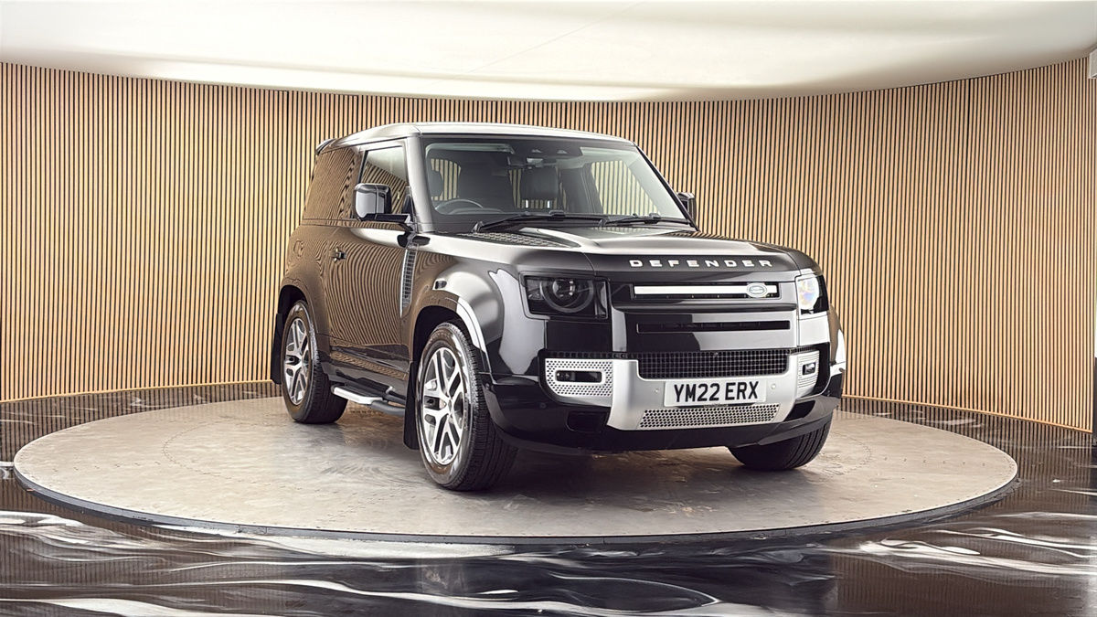 More views of Land Rover Defender 90