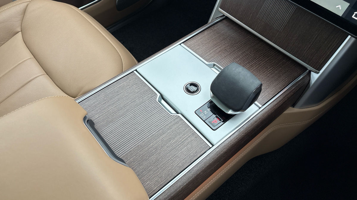 Land Rover Range Rover Image 18