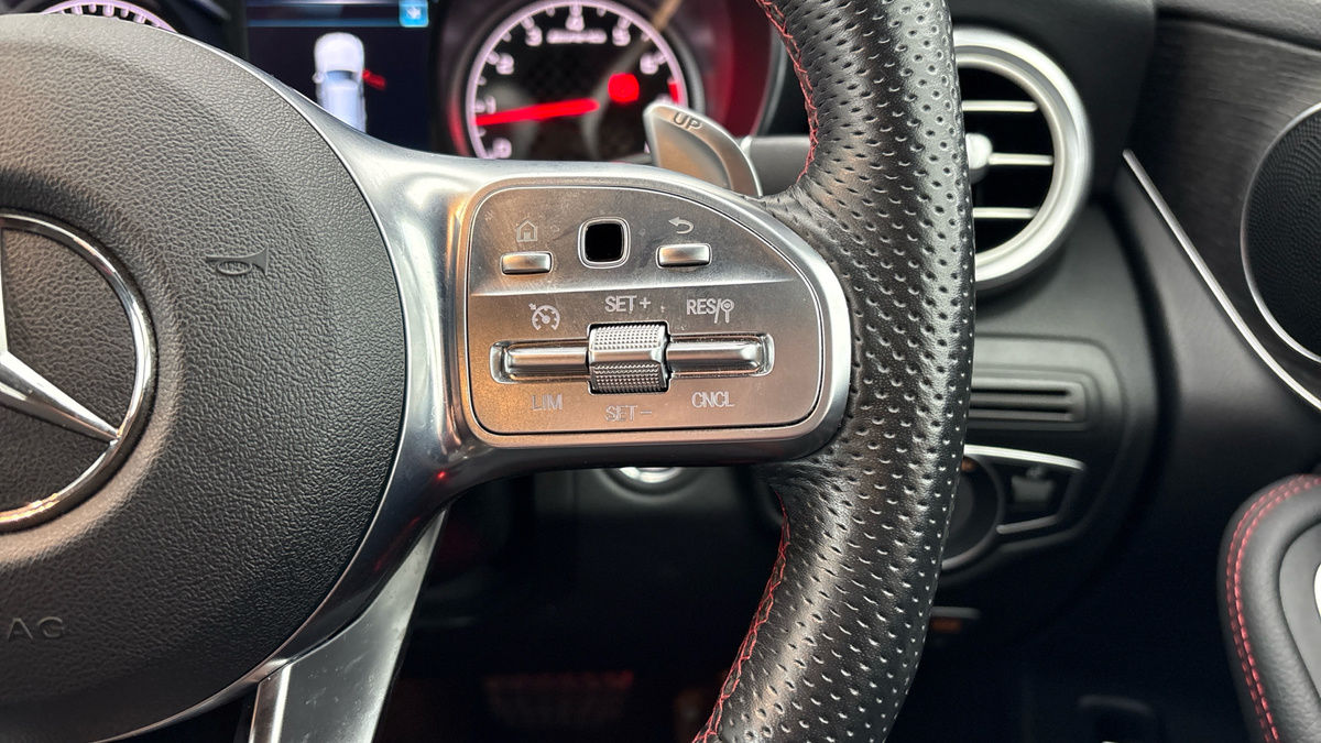 Mercedes-Benz GLC Image 14