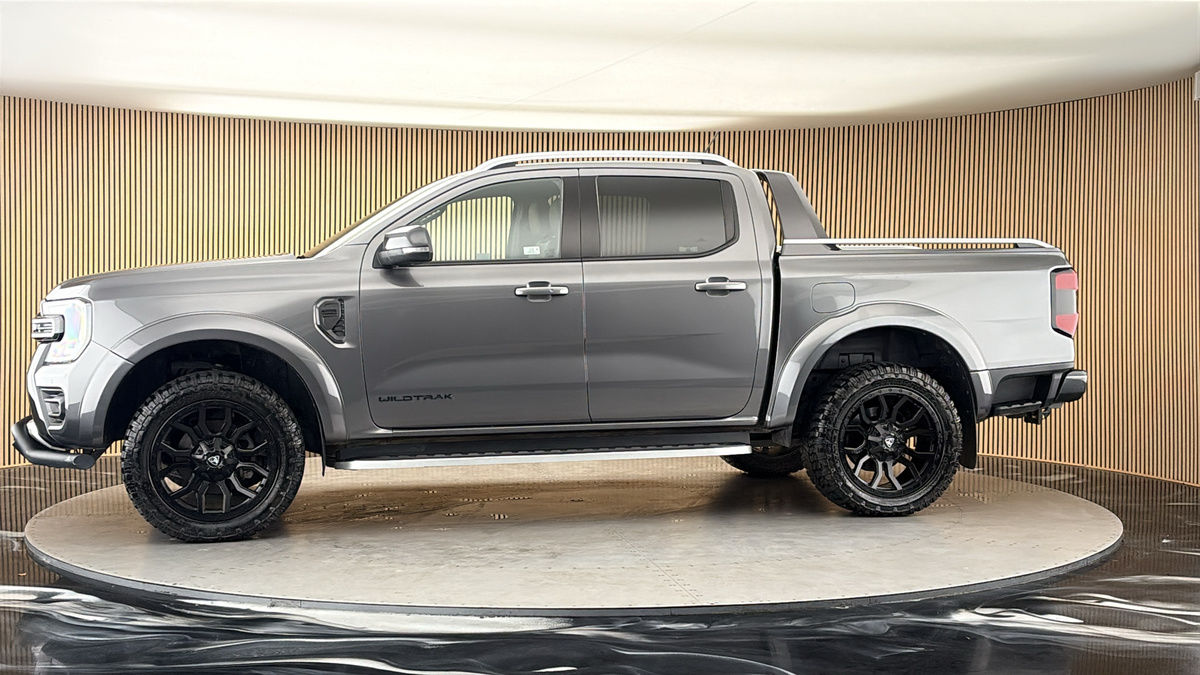 More views of Ford Ranger