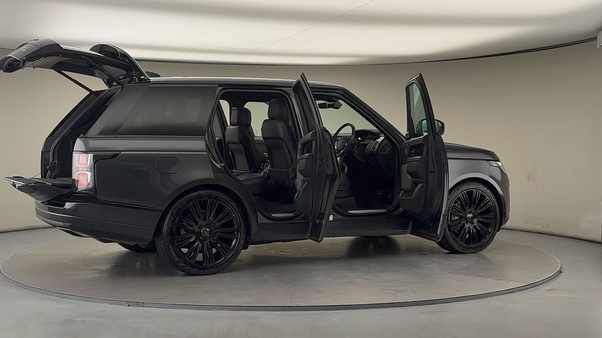 More views of Land Rover Range Rover