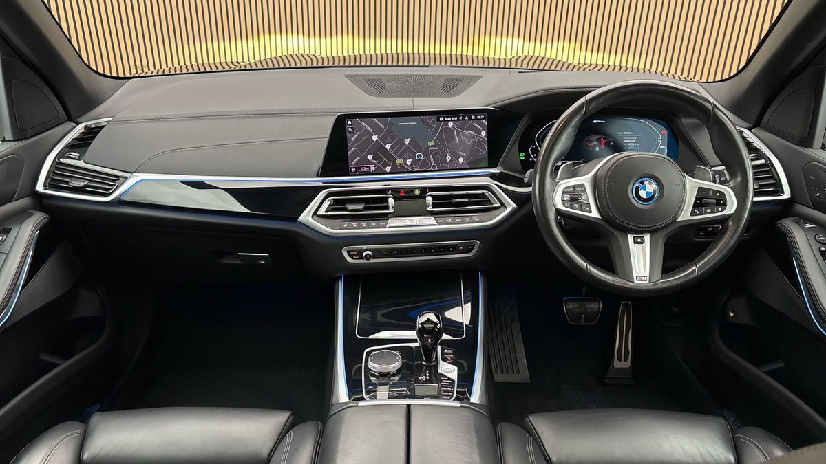BMW X5 Image 12