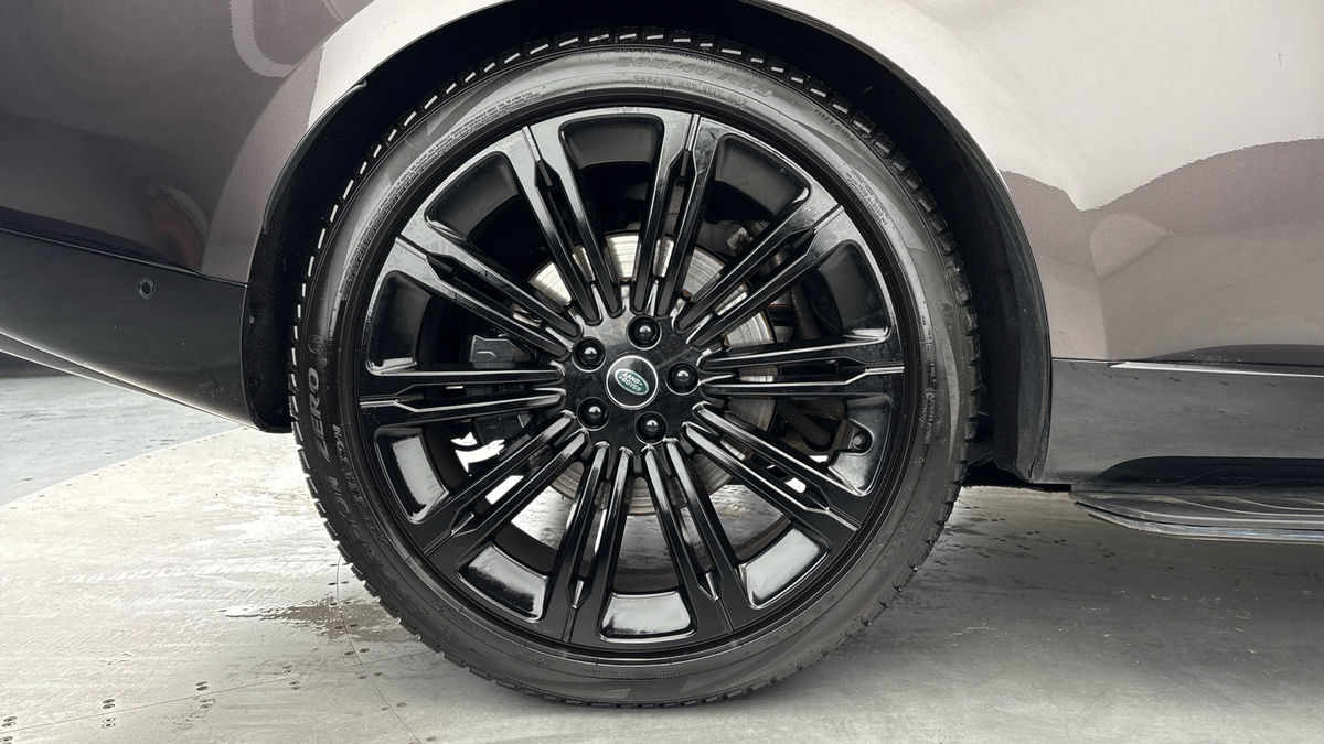 Land Rover Range Rover Image 10