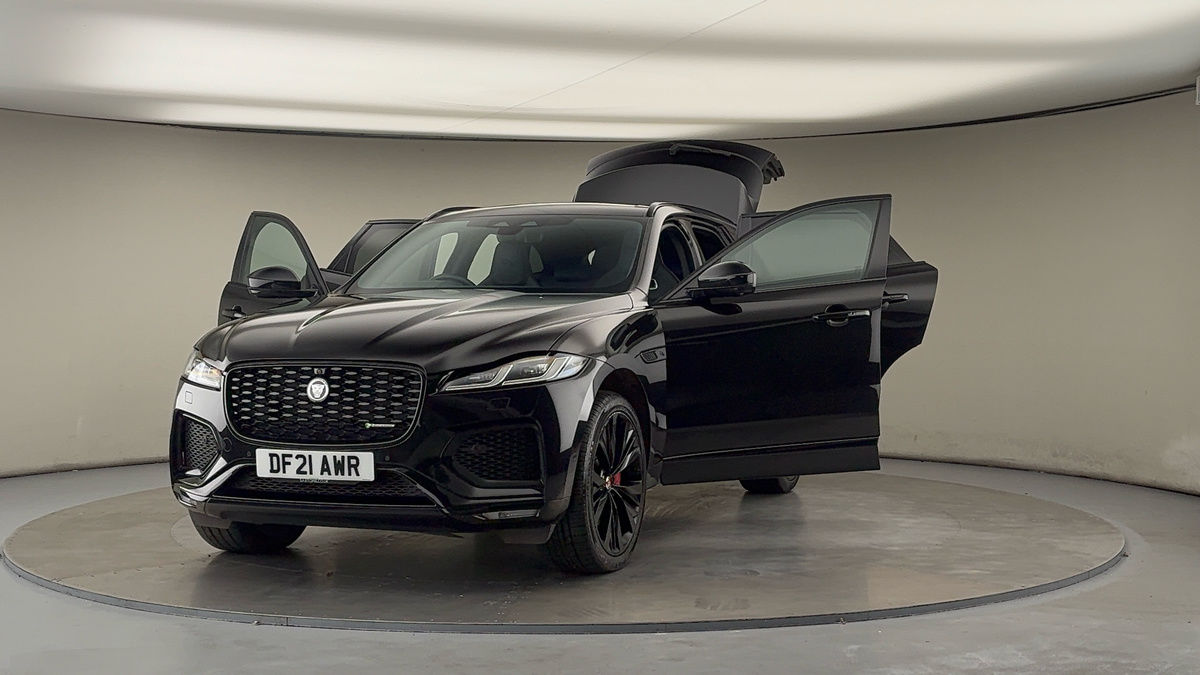 More views of Jaguar F-PACE