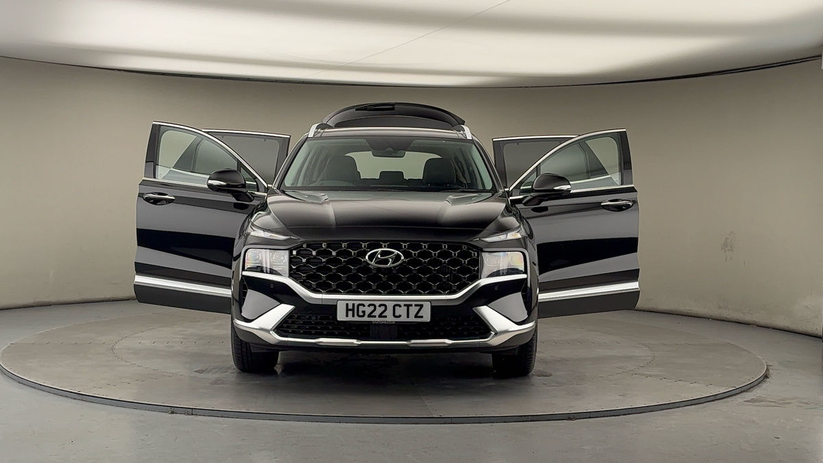 More views of Hyundai Santa Fe