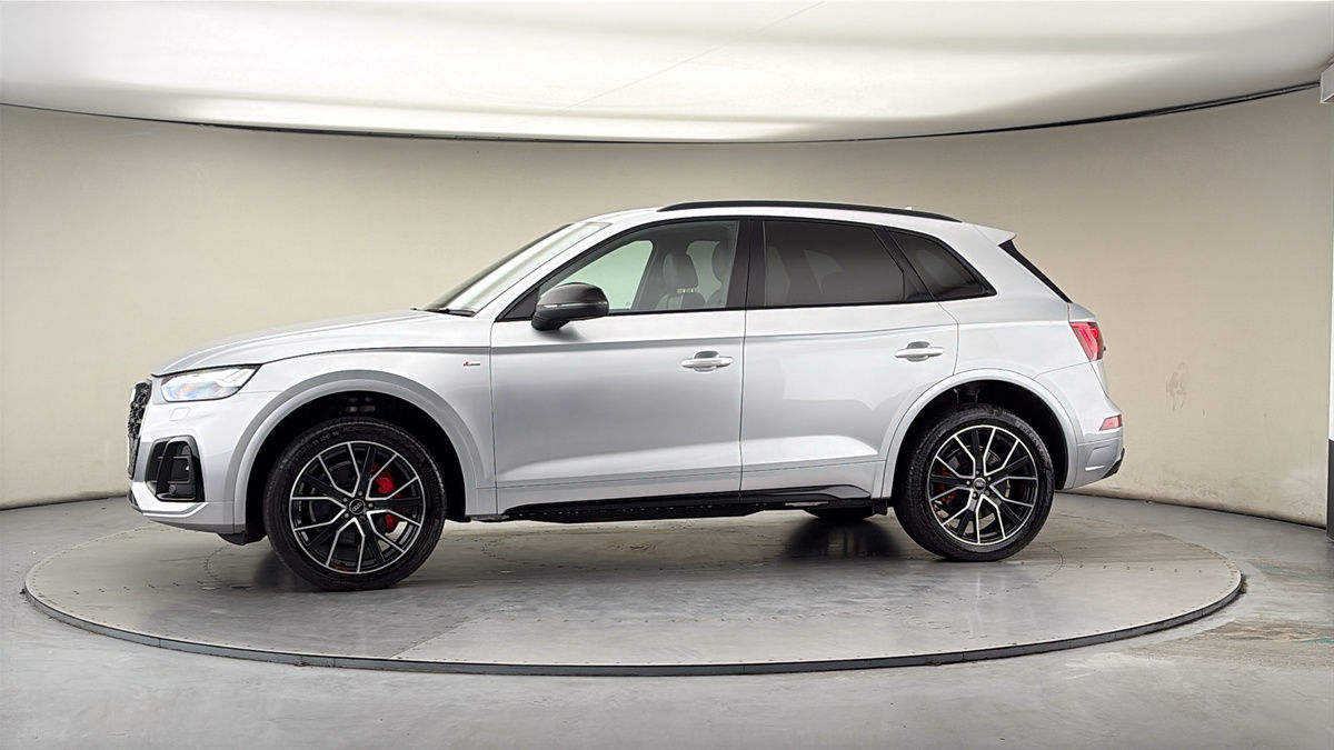 More views of Audi Q5