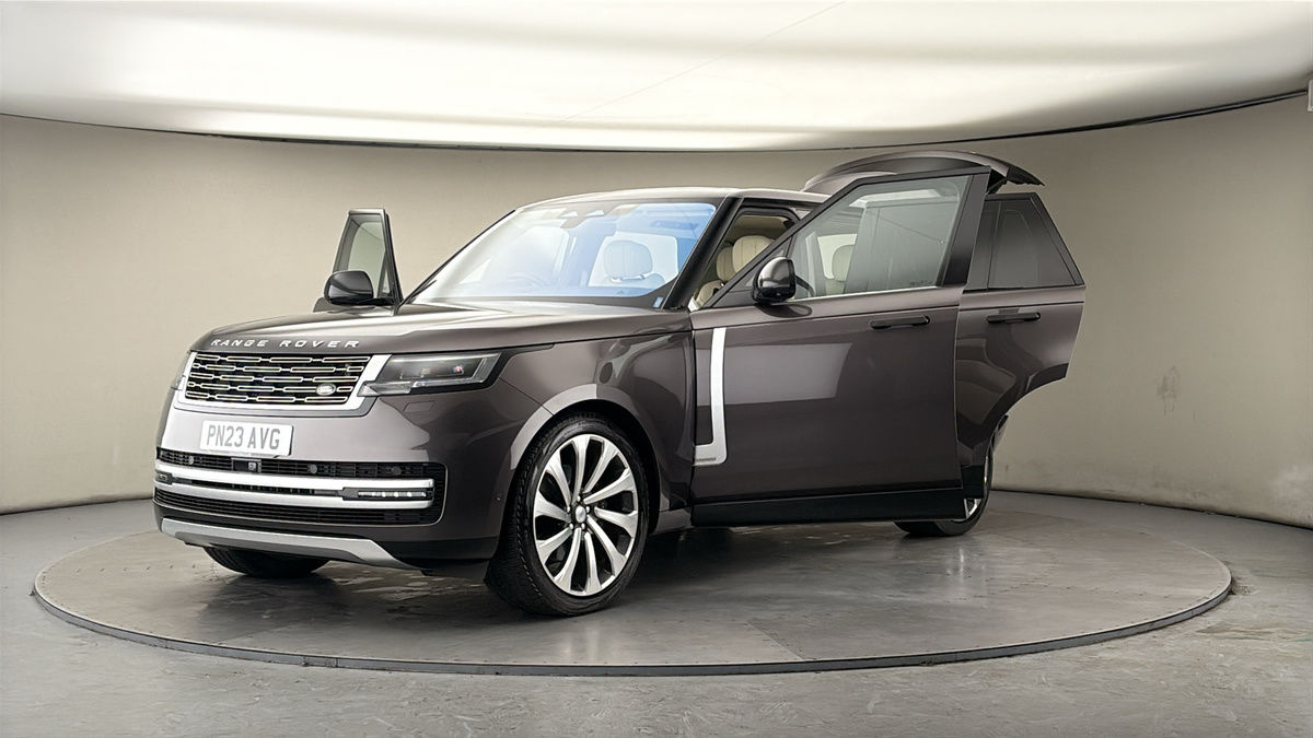 More views of Land Rover Range Rover