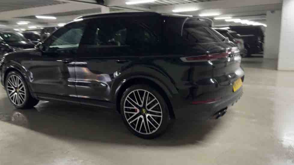 More views of Porsche Cayenne