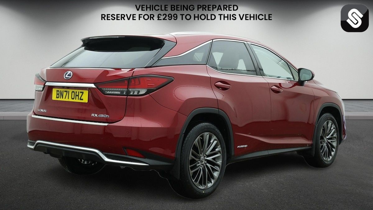 Lexus RX Image 4