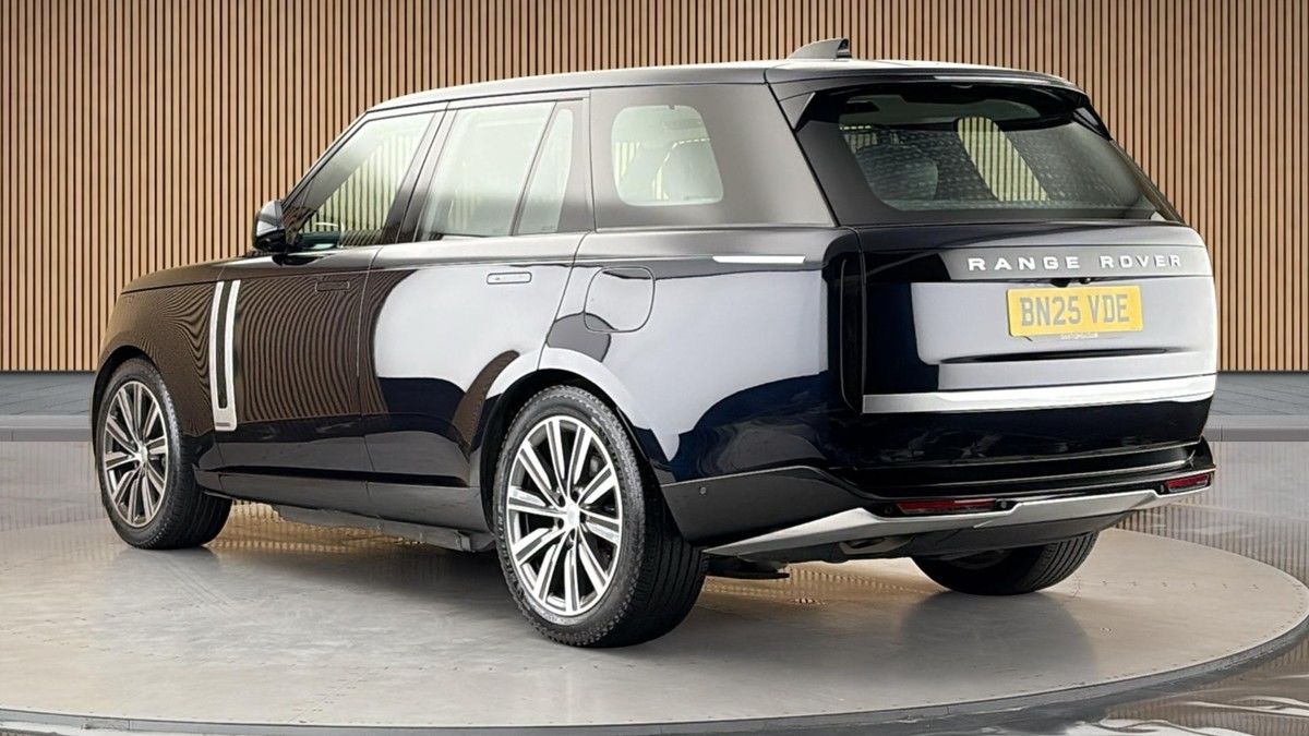 Land Rover Range Rover Image 2