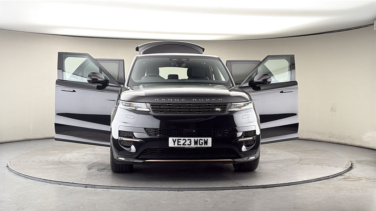 More views of Land Rover Range Rover Sport