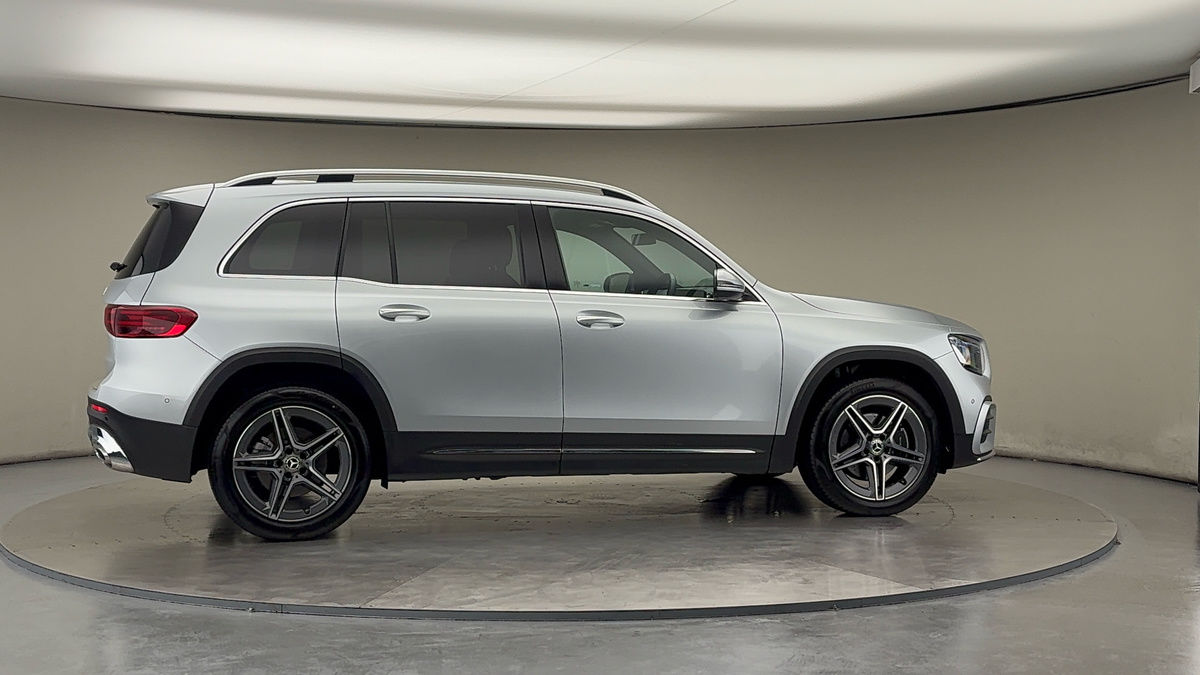 More views of Mercedes-Benz GLB