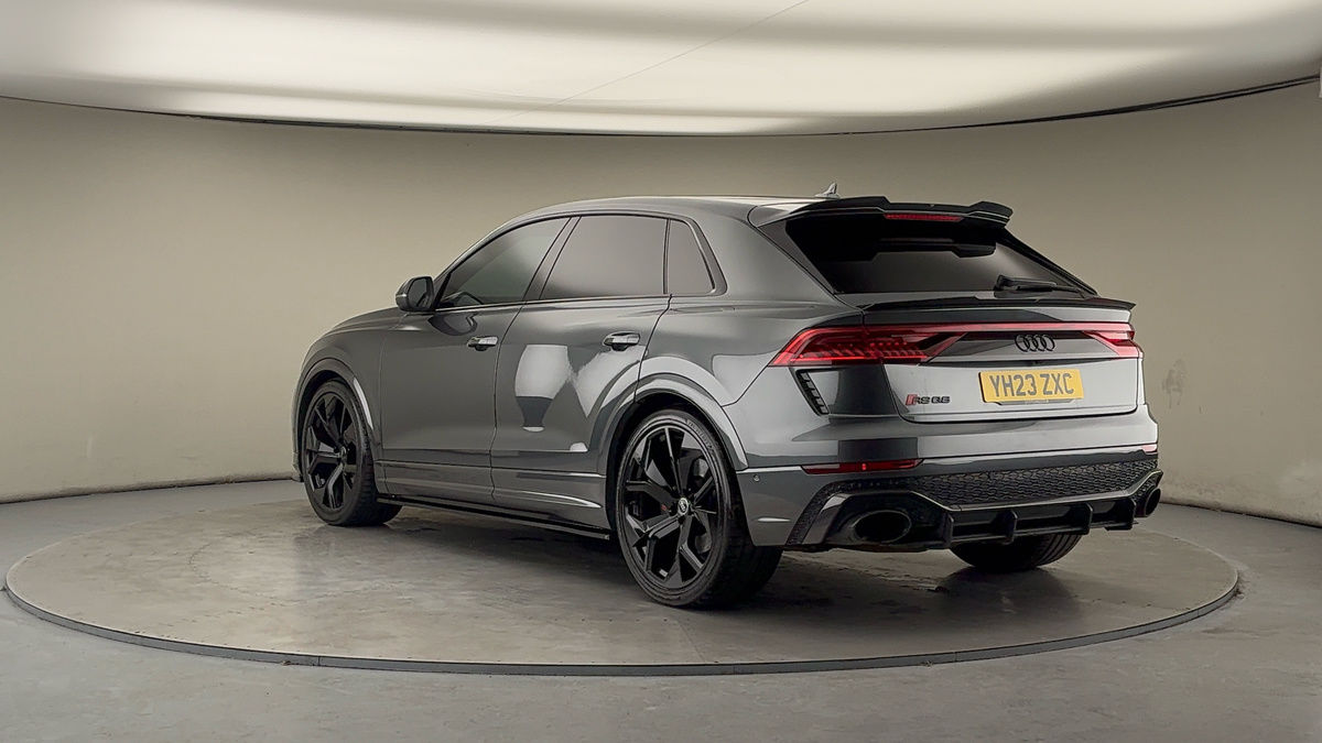 Audi RSQ8 Image 2