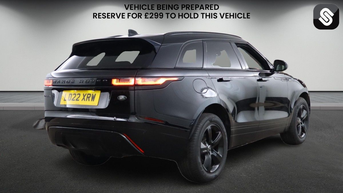 Land Rover Range Rover Velar Image 4