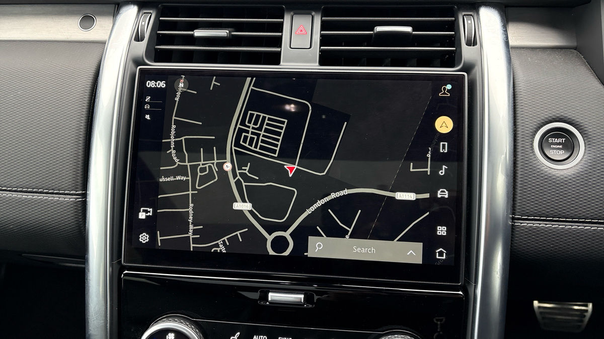 Land Rover Discovery Image 17