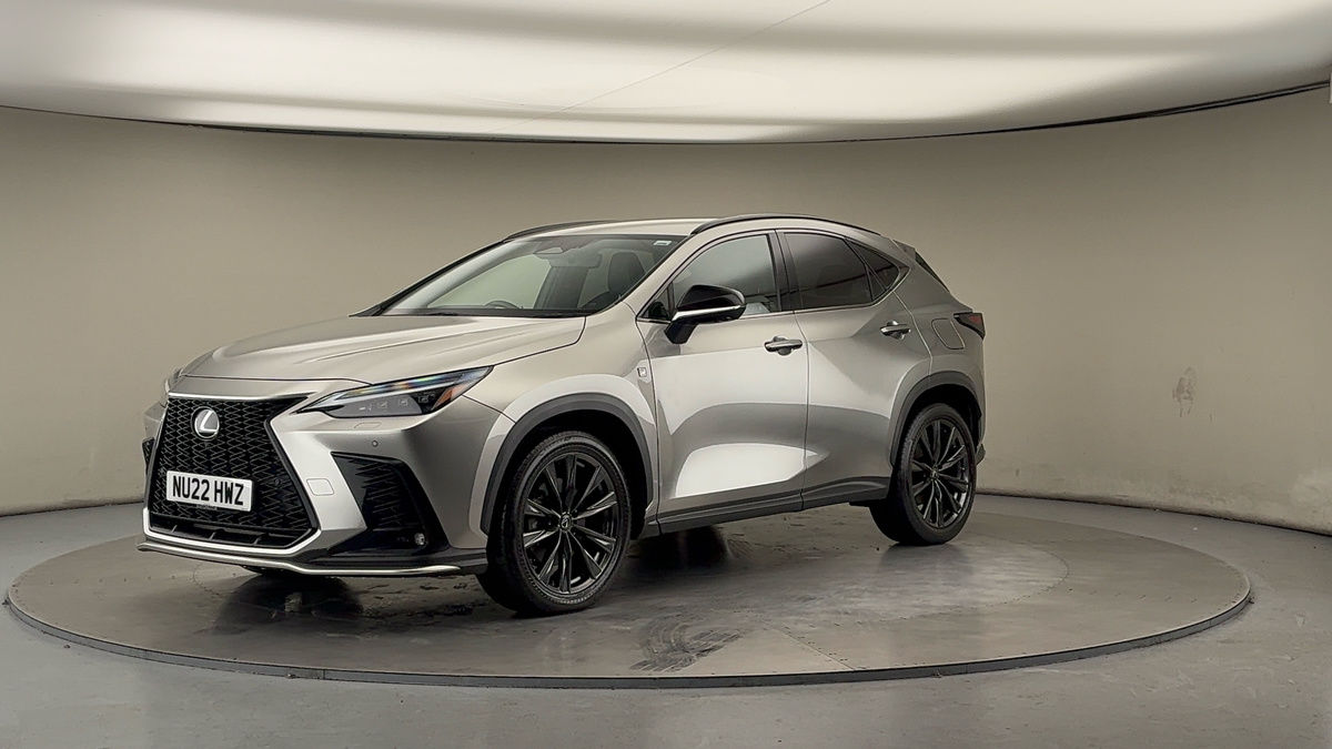Lexus NX Image 20